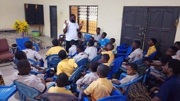 Anyaa Sowutuom MP pays mock exam fees, donates equipment to ...