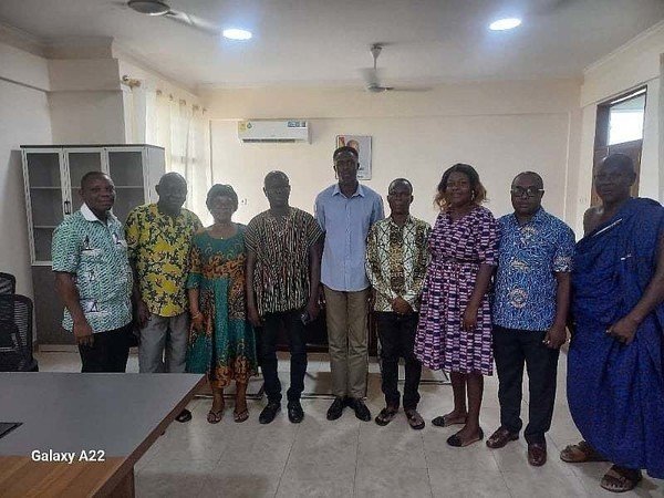 Mawuli Estate Community leaders pay courtesy call on Ho MCE,...