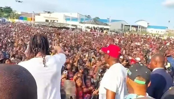 Flavour, other artists thrill crowd as Anambra unveils Solution Fun City