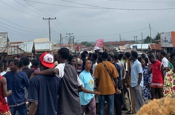 Ondo varsity students protest killing of colleagues, demand justice