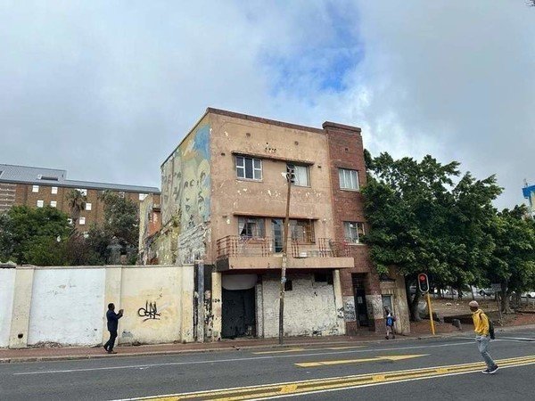 Occupants of hijacked Cape Town CBD building reject homeless shelter plan