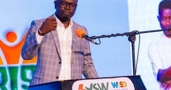 FG challenges Nigerian youths to lead charge on SDGs