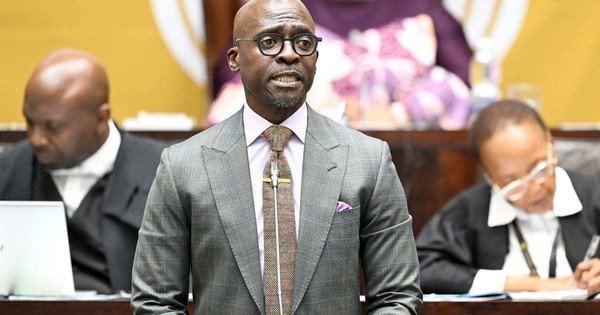 Gigaba clarifies IDAC's probe into him not linked to procurement-related wrongdoing