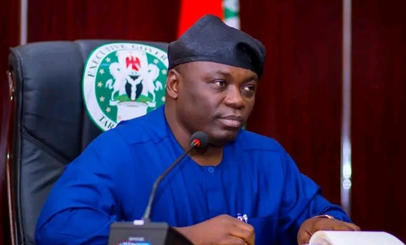 Taraba Gov Kefas Registers As APC Member