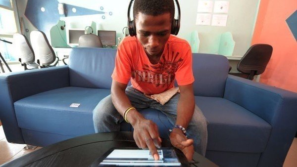 Africans face most expensive internet charges in the world, new report says