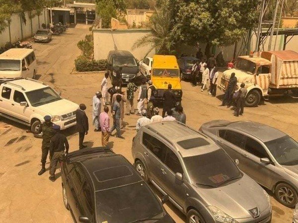 Kano anti-graft agency recovers vehicles from Kwankwaso's son, four others 