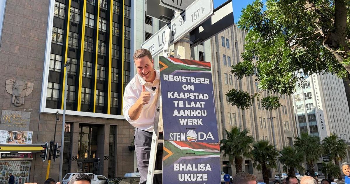 DA Leader rallies new residents to secure the party's twenty-year hold on Cape Town
