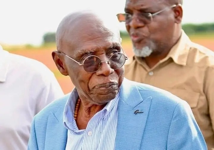 Ba Sanseni…Continue Smearing Powder on the Ngonis. We share a bond that cannot be broken– Chitimukulu