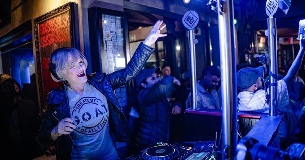 WATCH: From potholes to spinning the decks, Zille's unconventional campaign trail continues