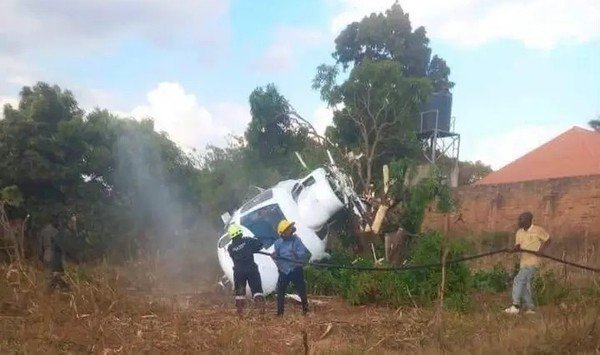Vice President Mutale Nalumango and 7 others are alive and well after surviving a helicopter crash in Nakonde-