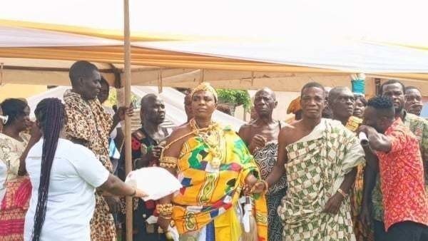 Gloria Alija enstooled as Mpuntuhemaa; launches Foundation t...