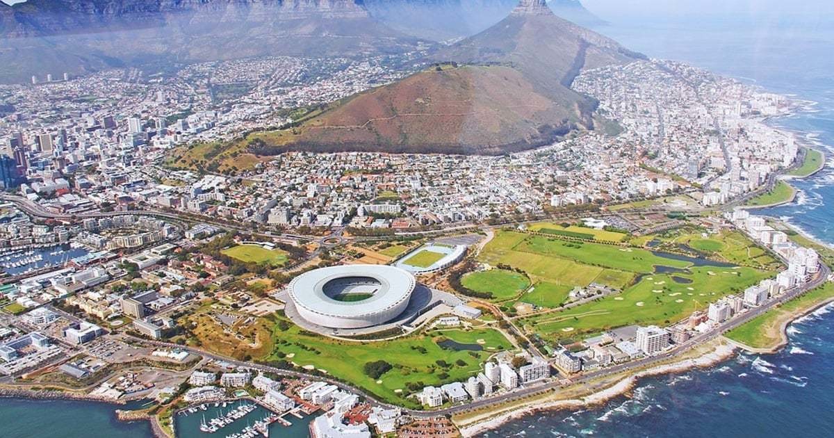 Opposition parties debate over who would govern Cape Town better