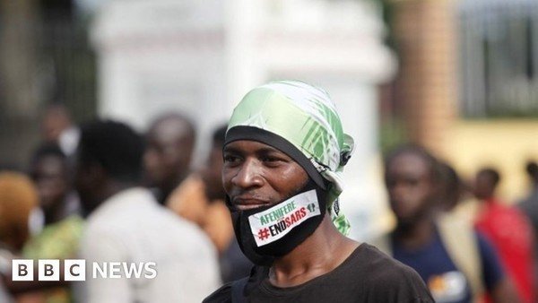 Nigeria unrest: Protesters shot in Lagos as millions put under curfew