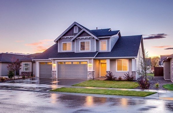 Roof Damage: Wills Repairs Work Or Is It Time For A Replacement?