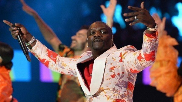 Who will fund Akon's futuristic city in Uganda?