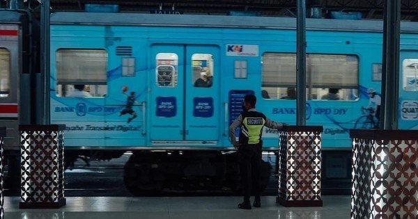 My Journey to Tech - Episode 1: Year 2000