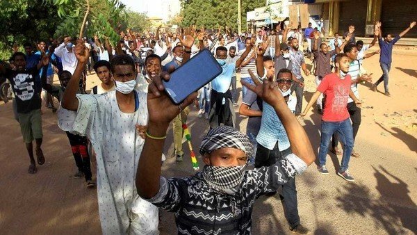 Sudan has blocked Facebook, Twitter and Instagram to counter anti-govt protests
