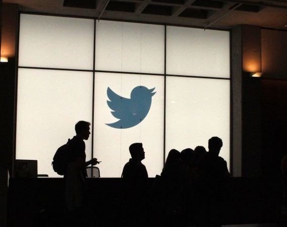 Twitter shareholders vote in favor of Elon Musk’s $44 billion takeover deal