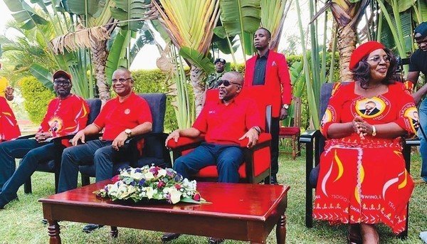 UTM in legal dilemma—lawyers 