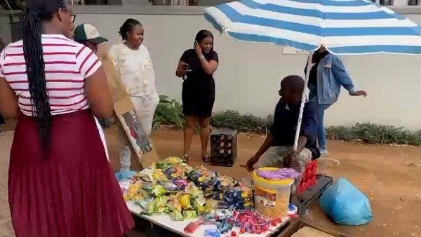 WATCH | Gazebo surprise: 10 Joburg women raise funds to give vendor a shelter... and a smile