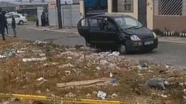 Suspected hijacker killed after high speed chase, shootout with Cape Town police