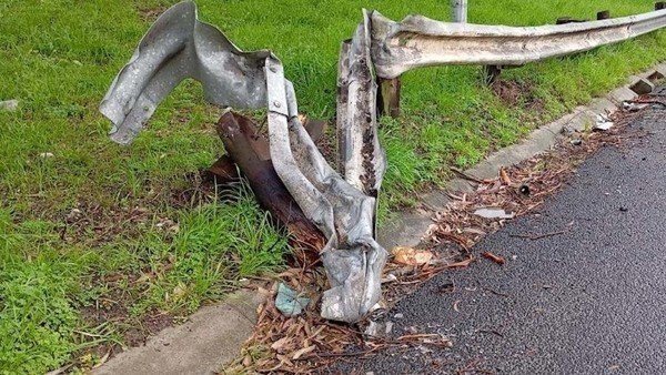 7 dead, 5 injured after taxi overturns on Mpumalanga highway
