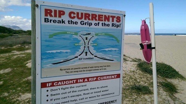 Teen missing after being swept out to sea by rip currents at Port Shepstone beach