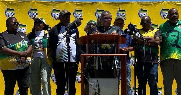 Mbalula confirms 'political Casanova' Yengeni to be charged by ANC for ill-discipline