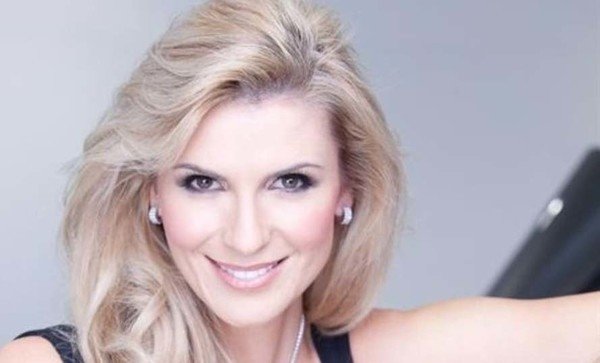 Bogus bling scheme uses fake interview with ex-Miss Universe to try to con unsuspecting victims