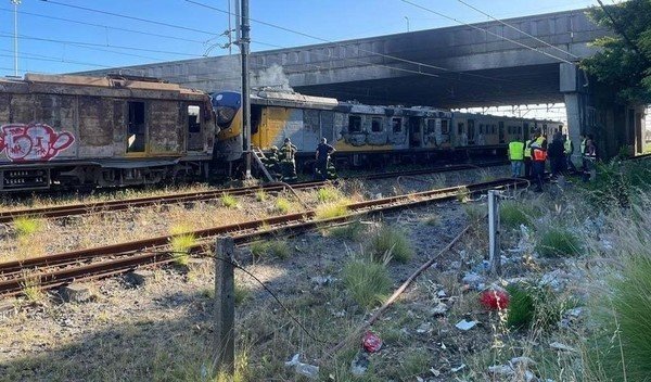 Train carriage catches alight in Cape Town