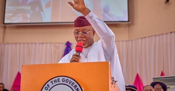 Ondo LG poll: Aiyedatiwa, deputy vote, mock PDP's withdrawal