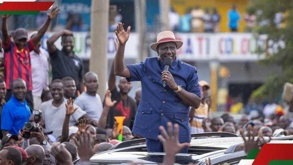 William Ruto rebukes Kakamega residents heckling woman representative at his ral...