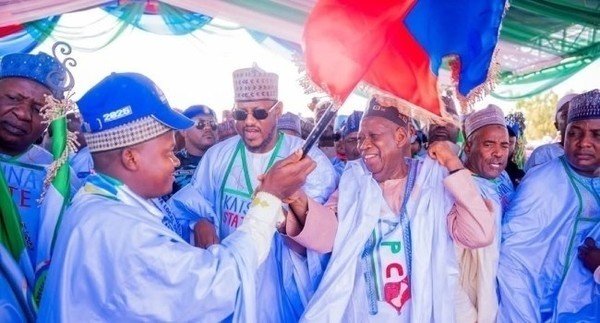 APC’s Ganduje Receives Decampees From PDP, NNPP, PRP, Others In Katsina