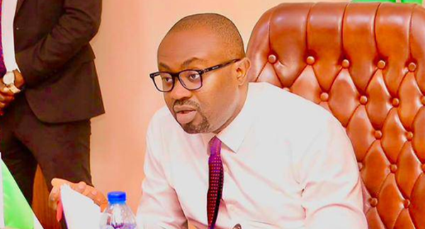 FG deports 828 illegal migrants, tightens border security