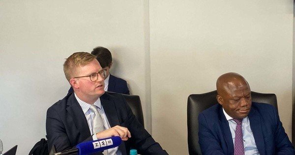 Tension between Public Works minister Macpherson and his deputy Zikalala on full display