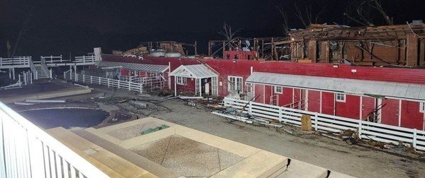 Tornadoes, storms kill 27 in US