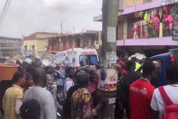 Four in critical condition after ‘trotro’ runs into traders ...