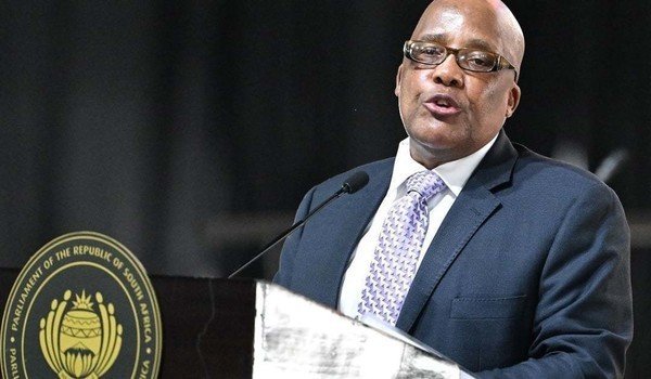 PEPFAR withdrawal a 'train smash' for thousands of workers, Motsoaledi tells NCOP