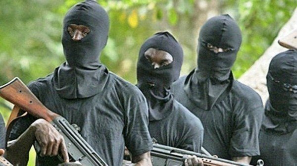 Gunmen abduct DHQ official, two others in Abuja, demand N100m ransom