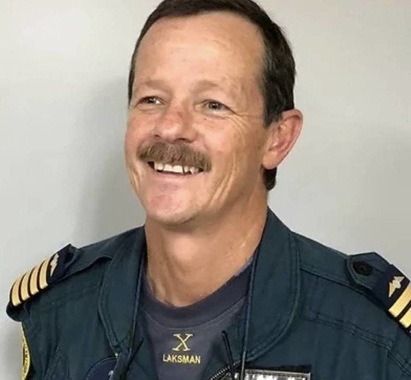 West Coast plane crash: Tributes pour in for James O'Connell, pilot killed during airshow