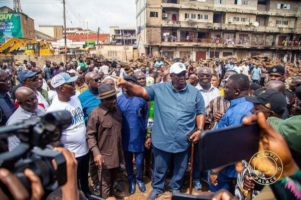 Kumasi Traditional Council pledges support for Adum fire vic...