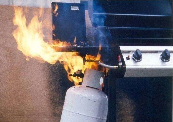 Gas explosion in Oyoko claims one life, two others in critic...