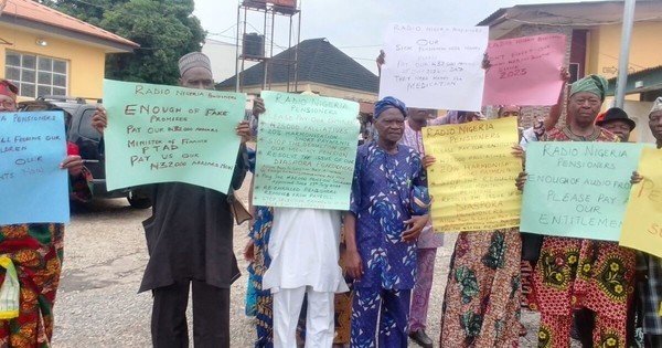 FRCN pensioners protest unpaid benefits in Oyo