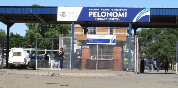 Mother demands answers after teen gives birth on bathroom floor of Bloem hospital