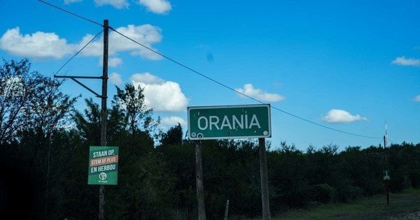 Political parties in Parliament differ on whether whites-only settlements should exist